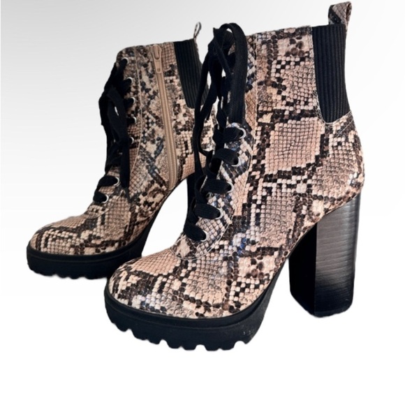 Chic Faux Snakeskin Platform Lace-Up Boots 5M Combat Style High Block Heel Size5 - Picture 1 of 8